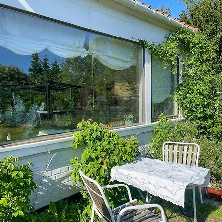 Renovated Townhouse Near The
